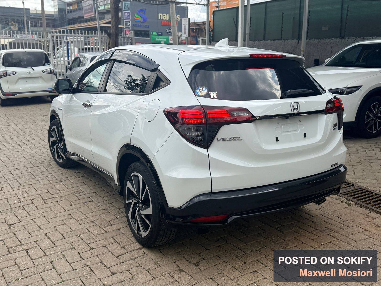 Honda Vezel Rs